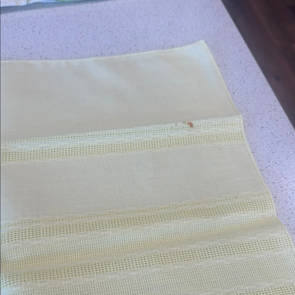 Vintage Floral Yellow Kitchen Set of 2 placemats 4 napkins
